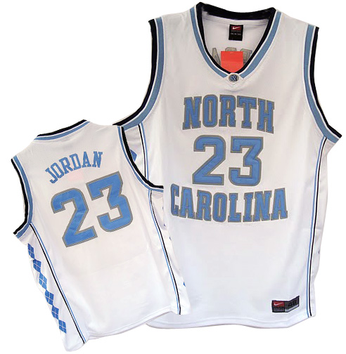 Michael Jordan, North Carolina [Blanc] - Cliquez sur l'image pour la fermer